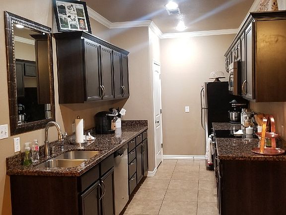 2nd image of 7240 Manford Ln