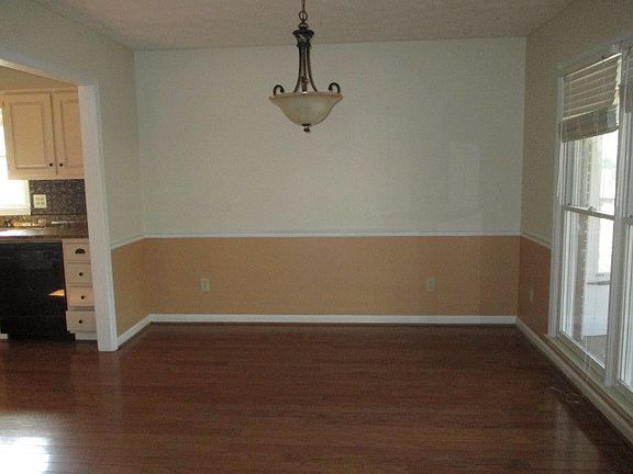 3rd image of 3303 Carrington Pl
