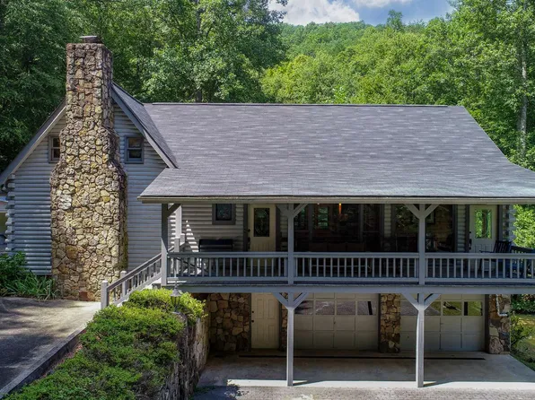 3264 Weaver Creek Rd, Blue Ridge, GA 30513