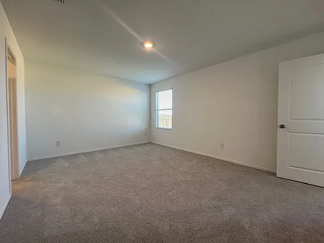 531 Paris St — Photo 22