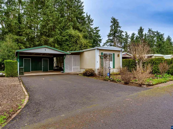 82274 River Dr, Creswell, OR 97426