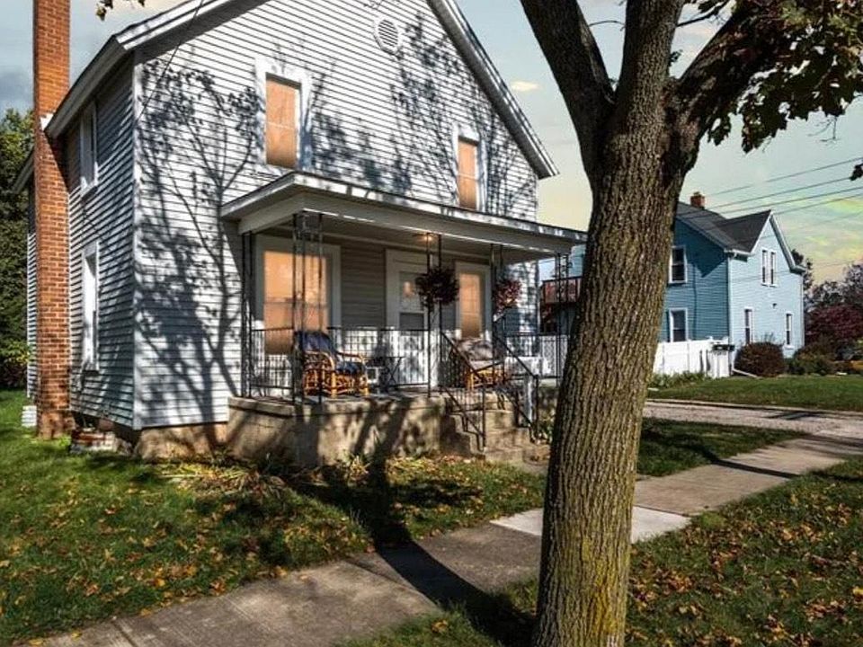 1st image of 259 E Pearl St APT 2