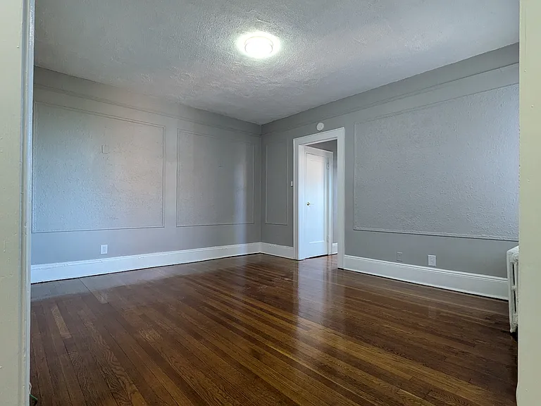 753-758 Jersey Ave #6 — Photo 7