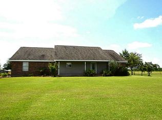 8516 Tom Hebert Rd, Lake Charles, LA 70607