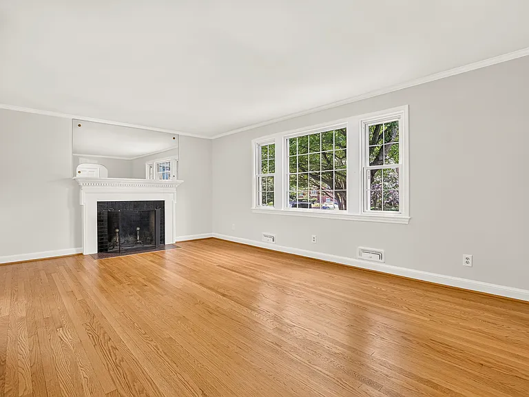 5625 Ogden Rd — Photo 4