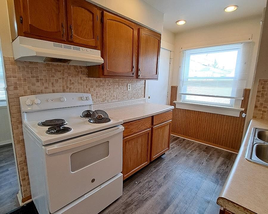 1st image of 43 E Shadyside Dr