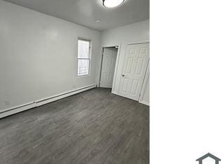 120 Downing St #1R, Yonkers, NY 10705