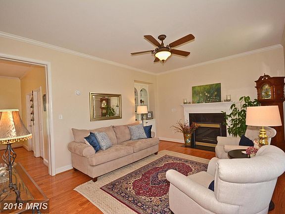 5th image of 12104 Colvin Ln
