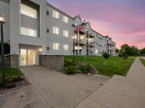 101 Albion Ave APT 202, Fairmont, MN 56031