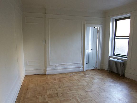 2nd image of 580 St Nicholas Ave APT 4A