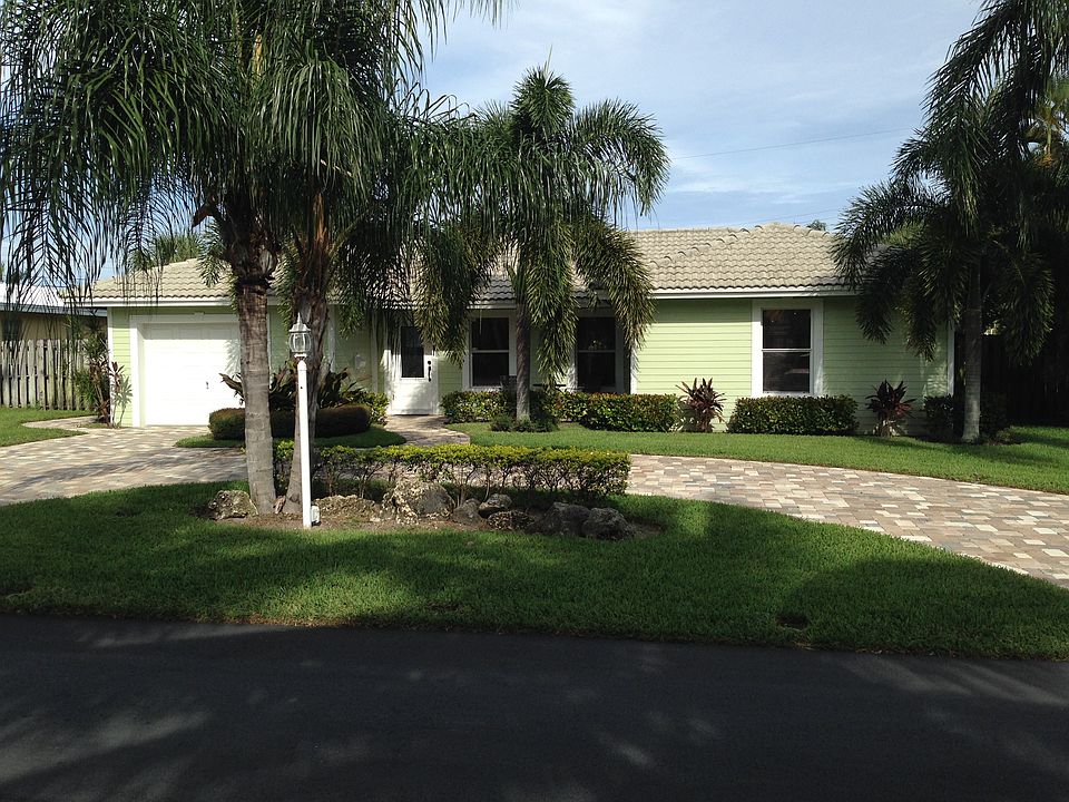 1st image of 470 SE 17th Ave