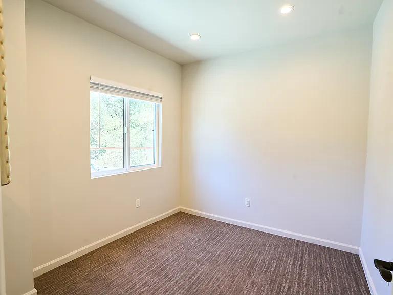 380 Loftyhill Dr #1 — Photo 6