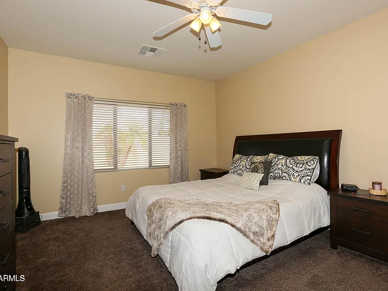 2056 E Riviera Dr — Photo 15