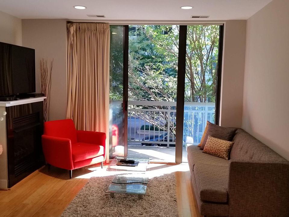 1st image of 1200 N Hartford St APT 208
