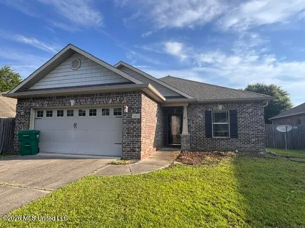 14024 Fox Hill Dr, Gulfport, MS 39503
