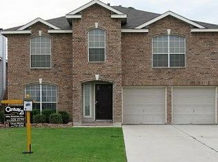 305 Windy Hill Ln, Fort Worth, TX 76108