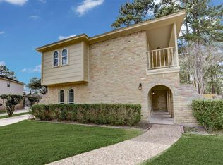 12122 Fawnview Dr, Houston, TX 77070