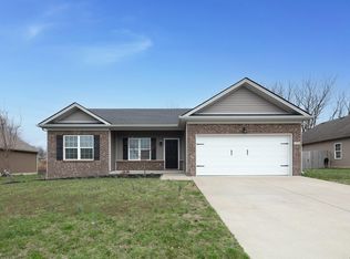 119 Nathan Hale Dr, Georgetown, KY 40324