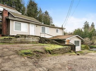 1390 Retsil Rd E, Port Orchard, WA 98366