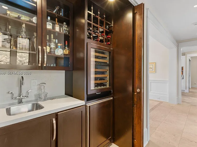685 Harbor Ln — Photo 20