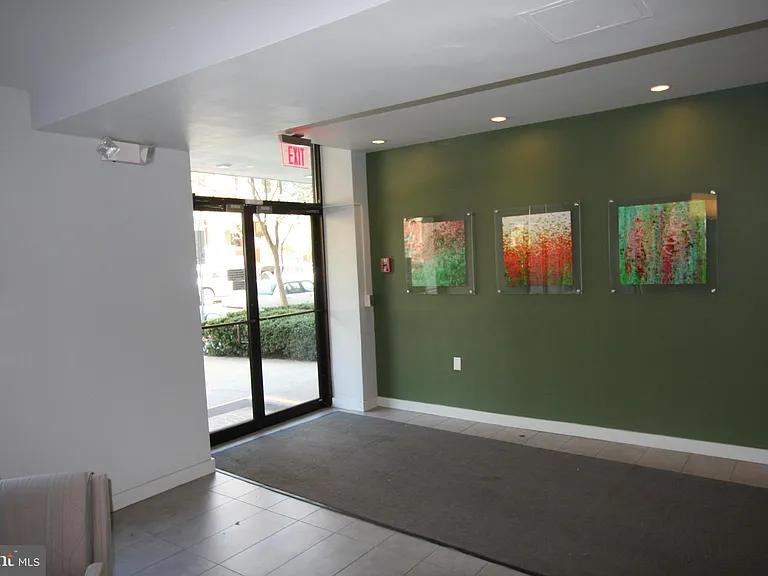 2030 F St NW #407 — Photo 5