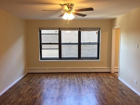 2nd image of 1060 W Hollywood Ave #0