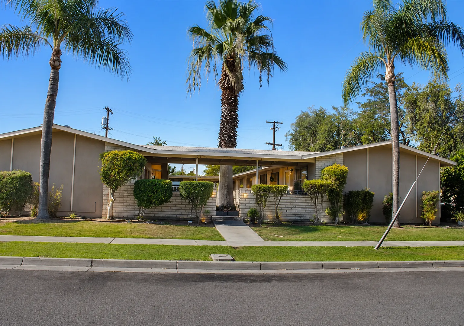1247 E Vassar Ave — Photo 1