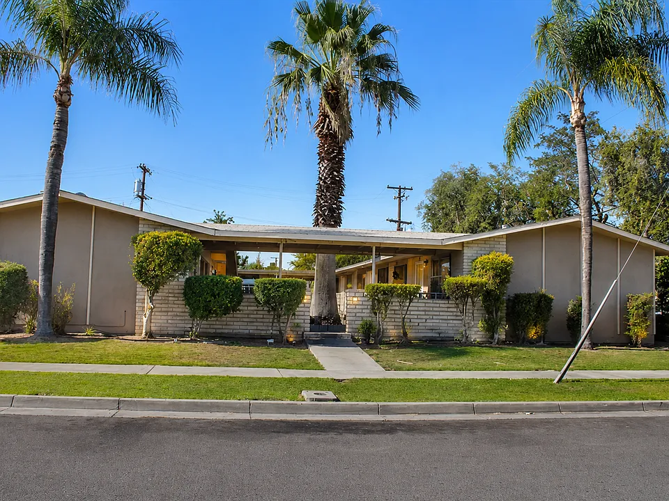 1247 E Vassar Ave