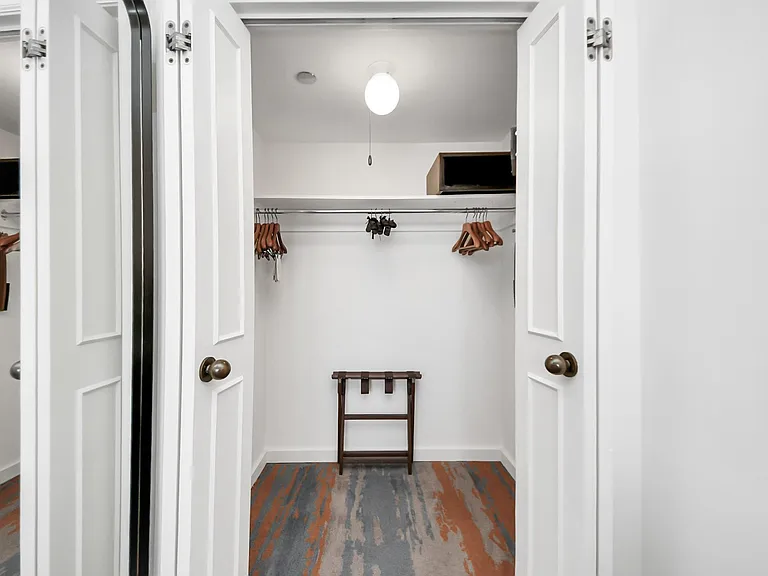 1300 Lamar St #T8 — Photo 18