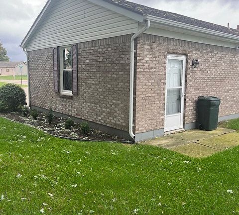 4th image of 125 Wisteria Dr