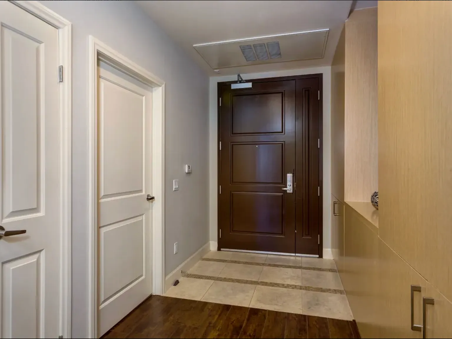 3 bed, 1504 sqft, $4,400 — Photo 3