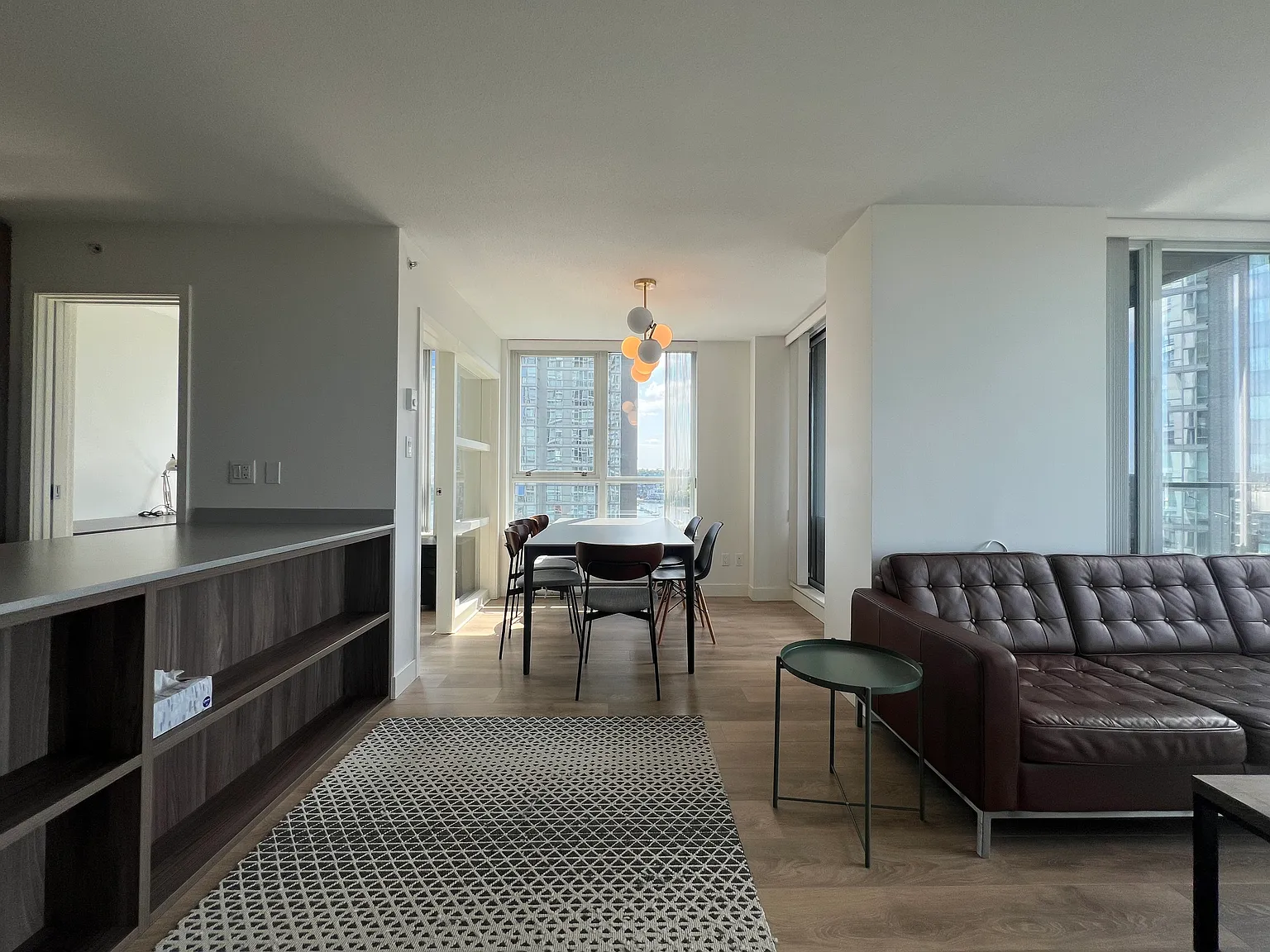 1438 Richards Street Vancouver — Photo 4