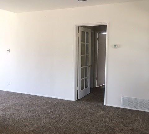 4th image of 11804 Beverly Dr