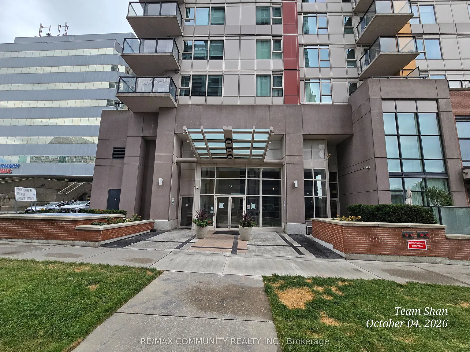 3 bed, $3,000 — Photo 2
