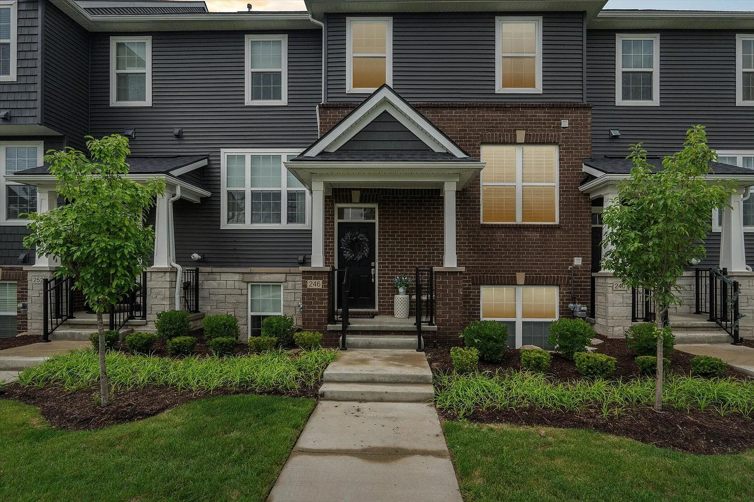 246 N Sydney Ct #38 photo 1