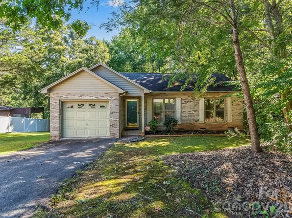 2524 Robinson Rd, Newton, NC 28658