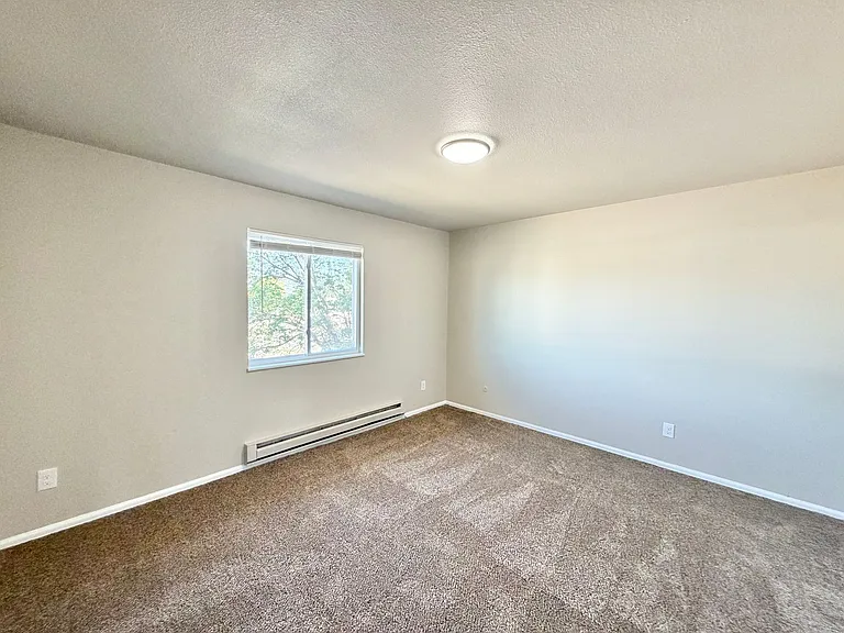8187 Castle Royal Dr. — Photo 21
