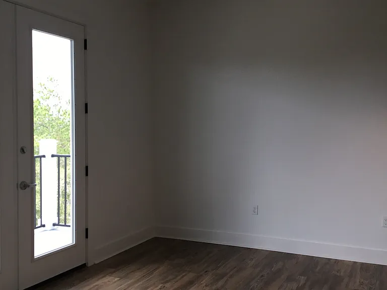 MV Flats @ Riverlights — Photo 31
