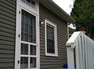 639 N Columbia St APT C, Chapel Hill, NC 27516