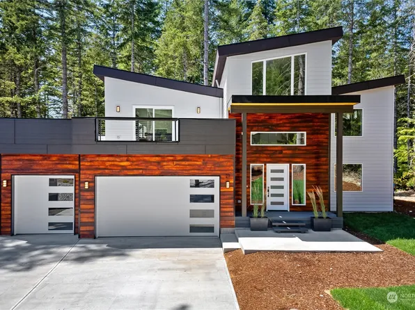 21 E Blueberry Hill, Union, WA 98592