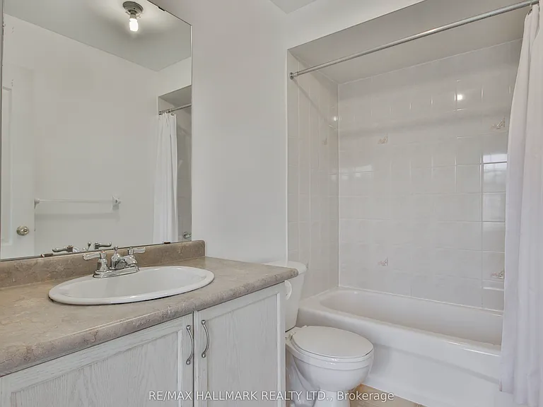 15 Briarglen Rd — Photo 29