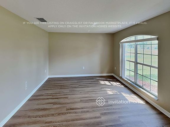 3rd image of 1583 Carmona Ct