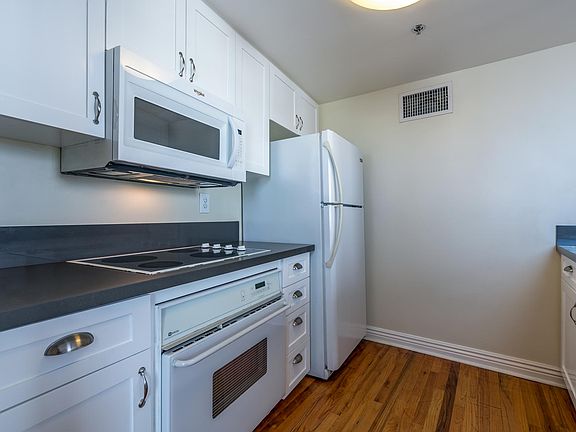 5th image of 433 G St APT 403
