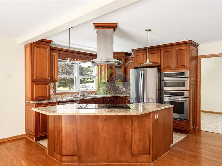 2660 Blackberry Ln NE — Photo 5