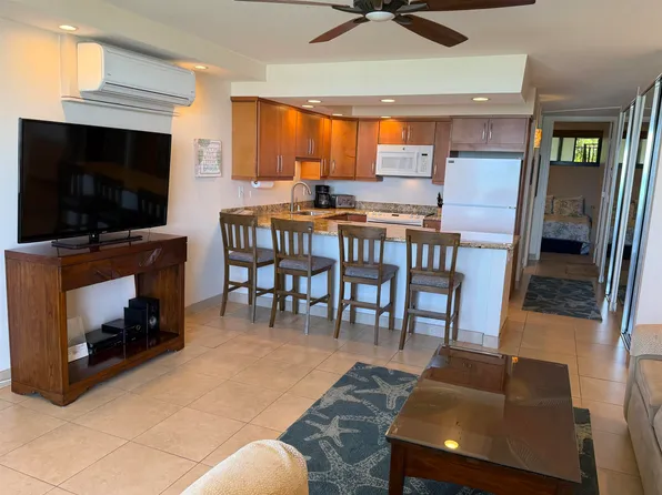 3543 Lower Honoapiilani Rd #L202, Lahaina, HI 96761