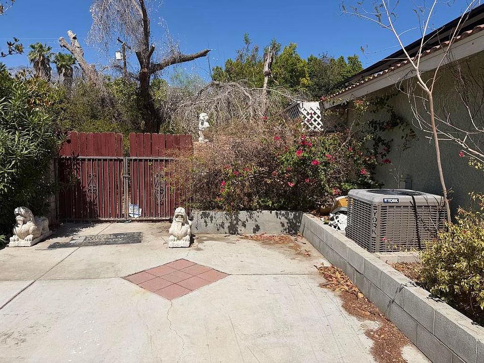 2nd image of 2151 N Farrell Dr