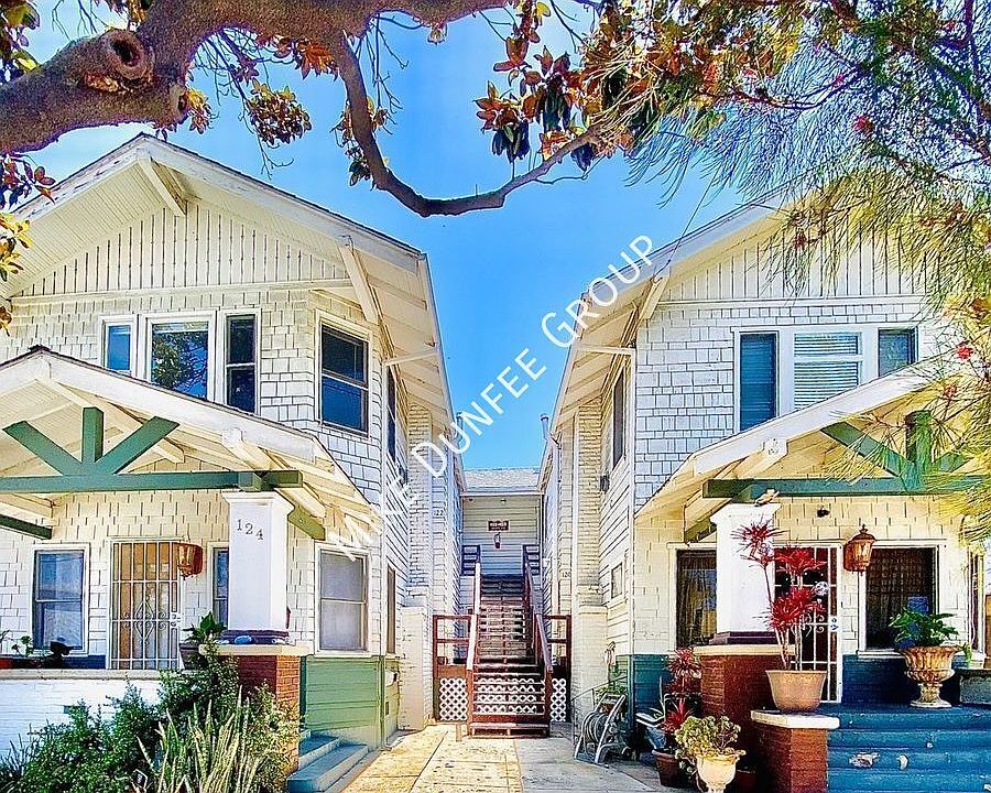 1st image of 122 Gaviota Ave