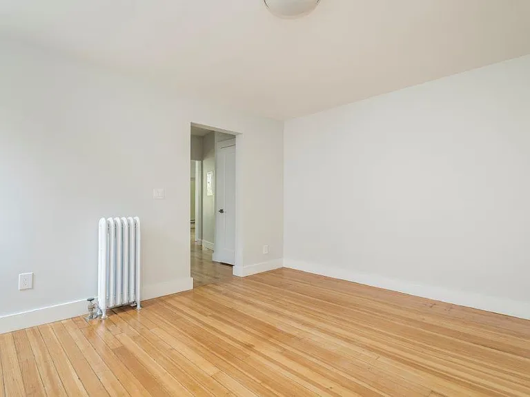 31 South St #12 — Photo 5