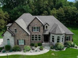 21562 Golden Maple Ct, South Bend, IN 46628