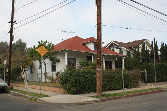 1st image of 925 Euclid Ave